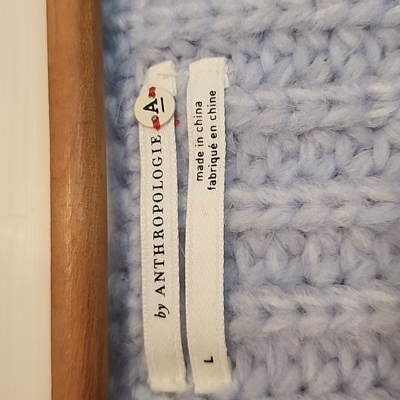 ANTHROPOLOGIE SWEATER RAMONA NWT BLUE V-neck Pullover Cable 7%Angora Knit - Picture 2 of 9